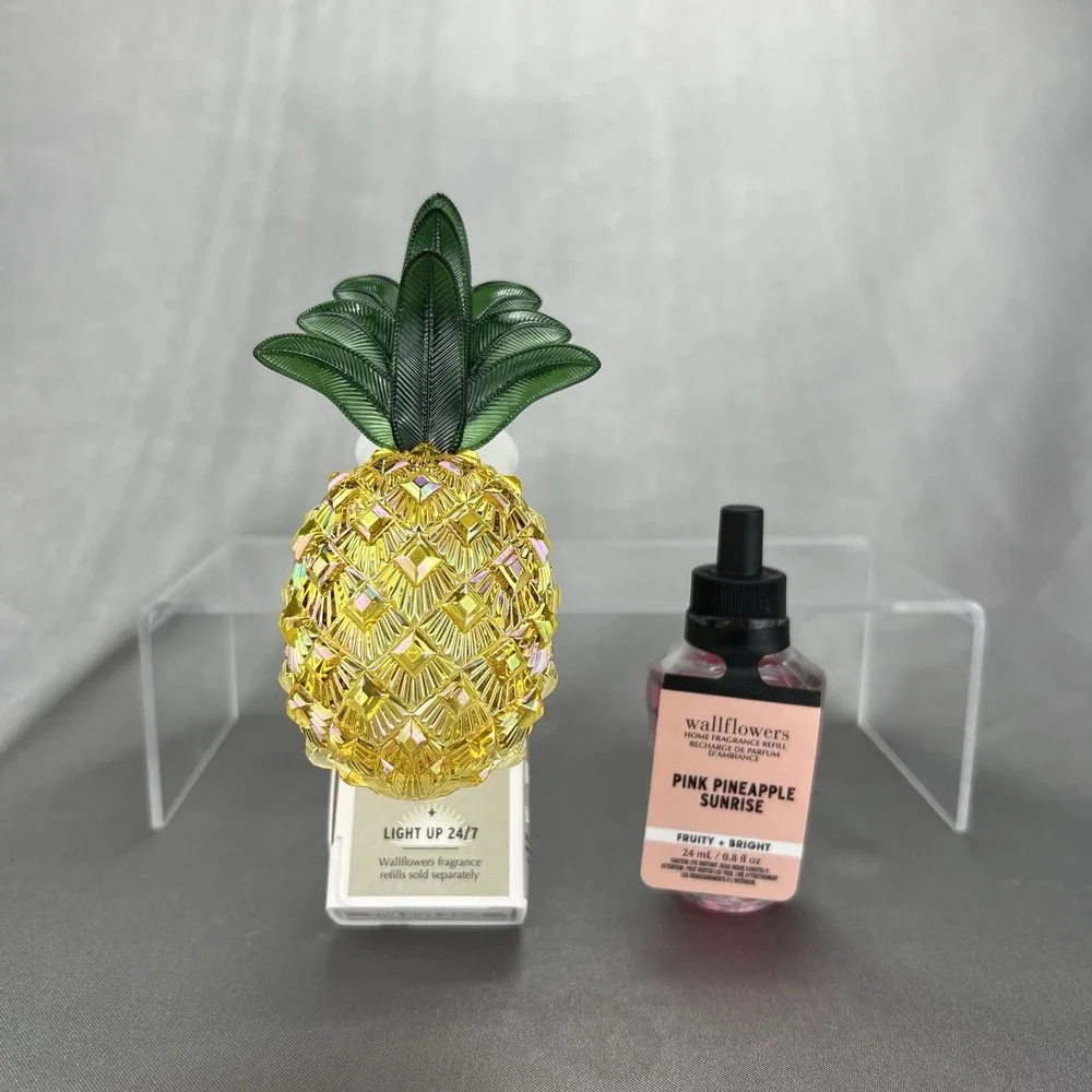 Bath‎ & Body Works Wallflower Plug-in + Pink Pineapple Sunrise Fragrance Refill